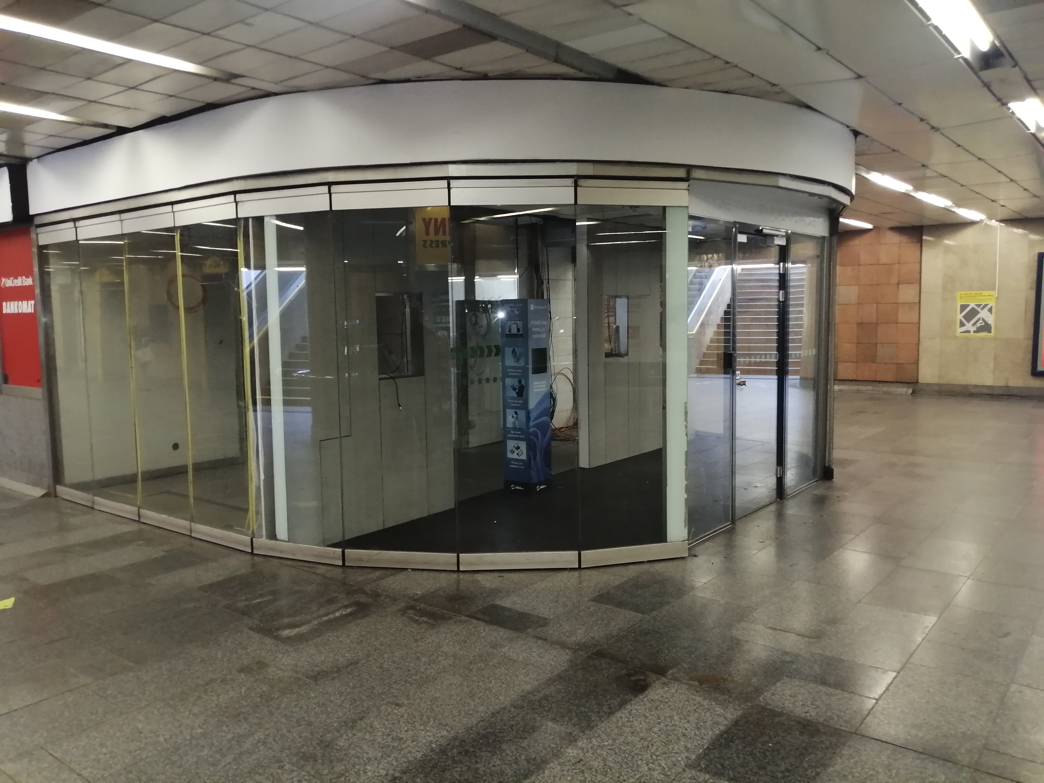 Prostor ve stanici metra Můstek B